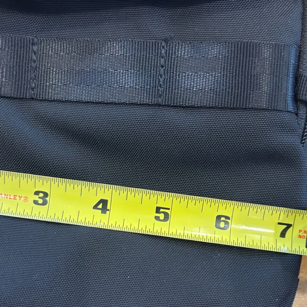 Pacsafe compact secure